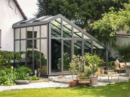 陽光房跟墻面結(jié)合處出現(xiàn)滲水，如何防水維修呢？